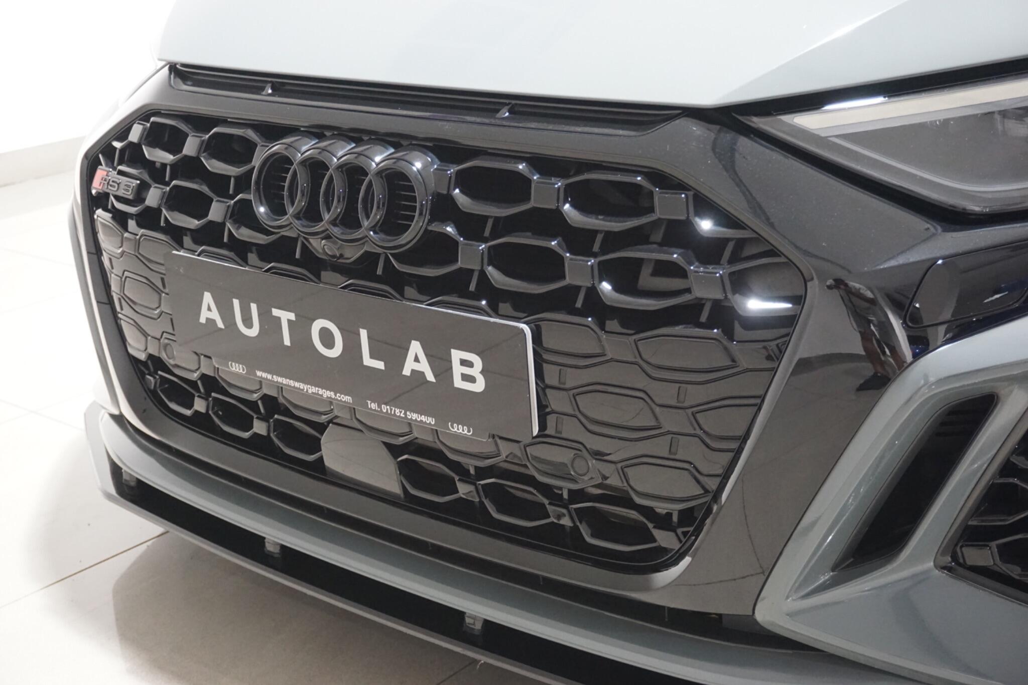 Audi RS3 2.5 TFSI Carbon Black Sportback S Tronic quattro Euro 6 (s/s) 5dr